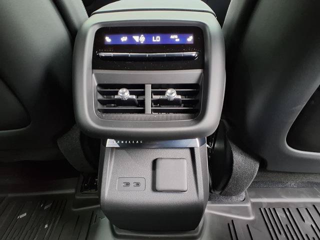 New 2026 Cadillac Lyriq Signature Luxury w/ LPO, Floor Liner Package RWD image 11