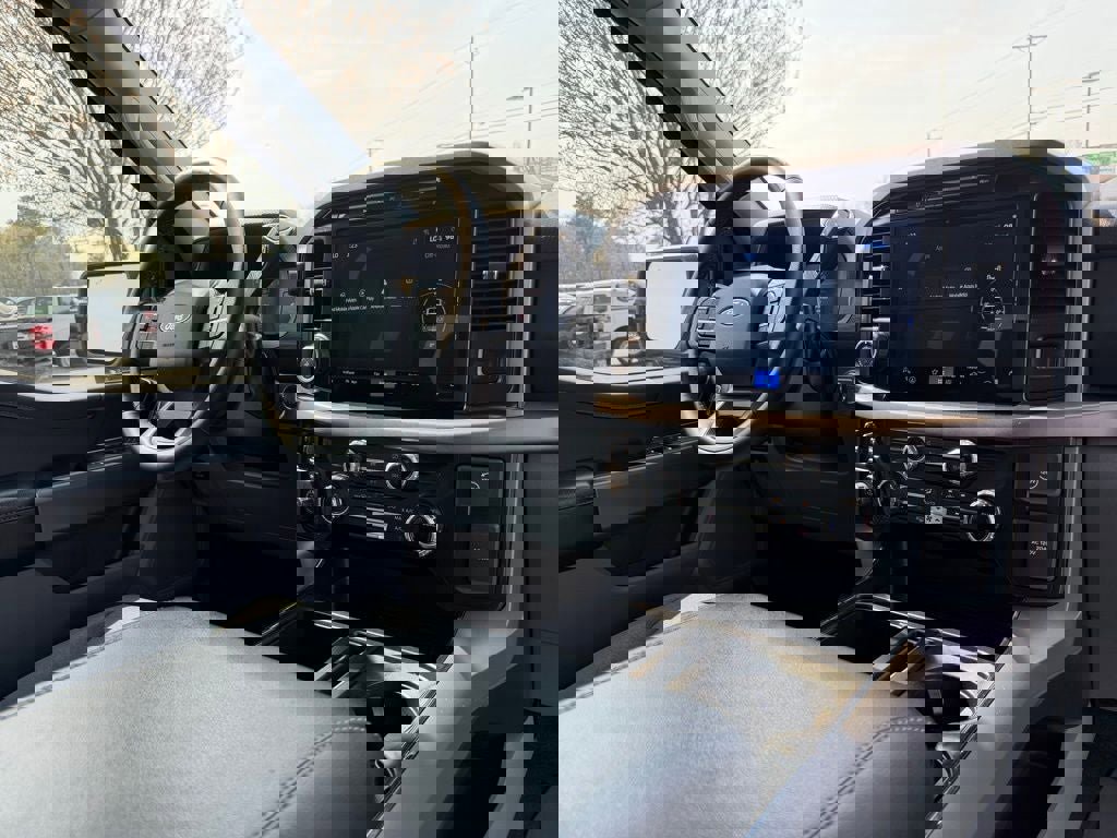 Certified 2024 Ford F150 XLT w/ Equipment Group 302A MID image 20