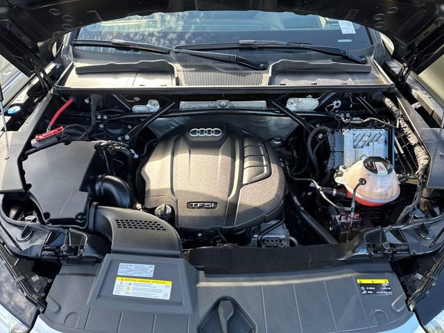Used 2019 Audi Q5 Prestige w/ Prestige Package image 13