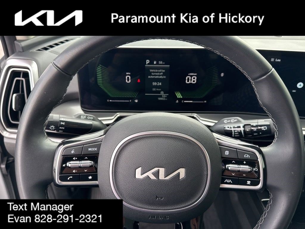 Used 2025 Kia Sorento S w/ Panoramic Sunroof Package image 34