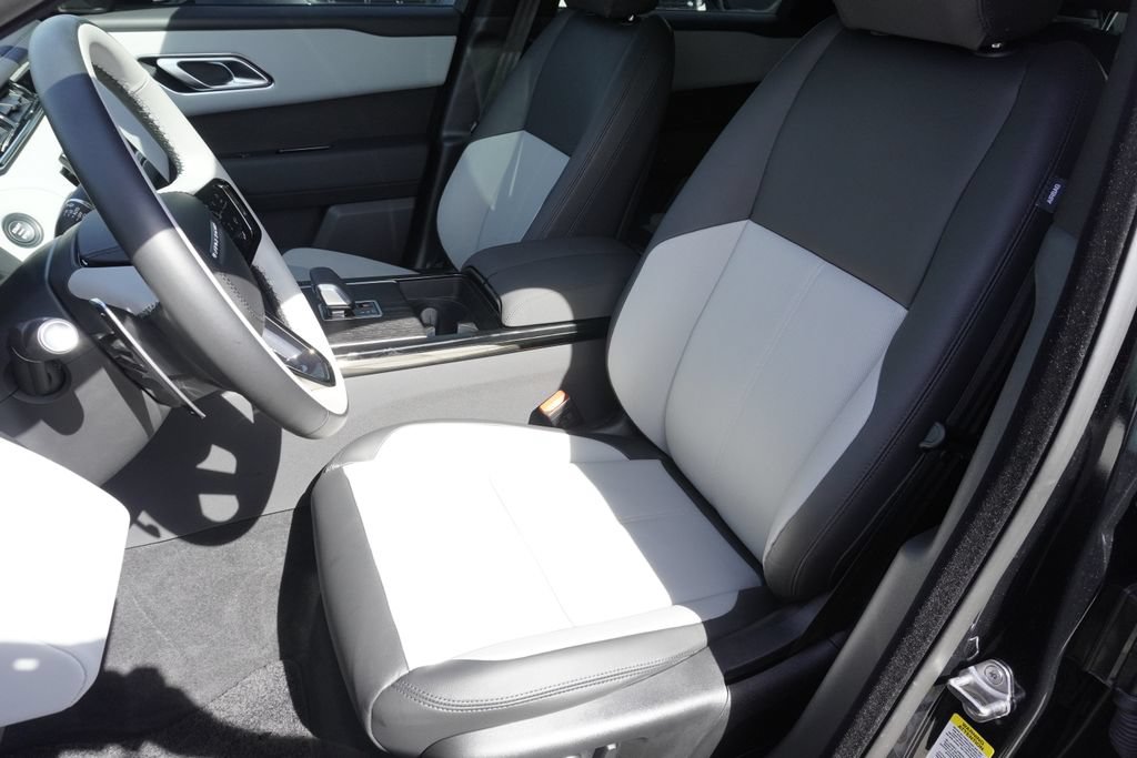 Used 2026 Land Rover Range Rover Velar Dynamic SE AWD/4WD image 20