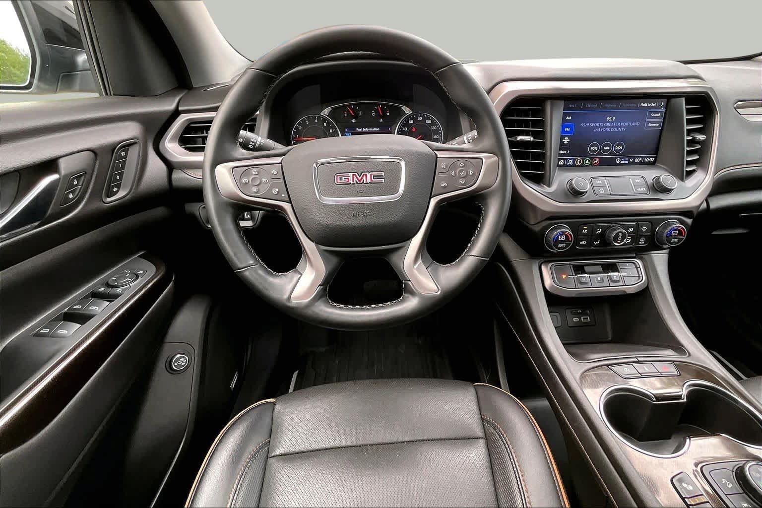 Used 2023 GMC Acadia AT4 w/ Preferred Package AWD/4WD image 6