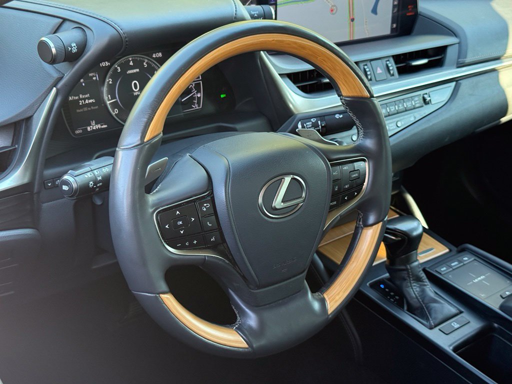 Used 2019 Lexus ES 350 w/ Accessory Package 2 FWD image 18