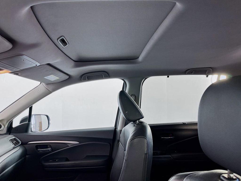 Used 2022 Honda Pilot Special Edition image 24