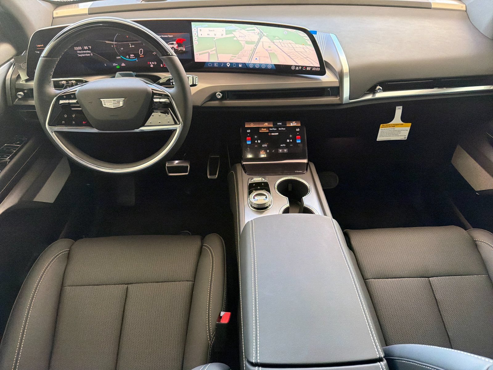 New 2027 Cadillac Vistiq Luxury AWD/4WD image 12