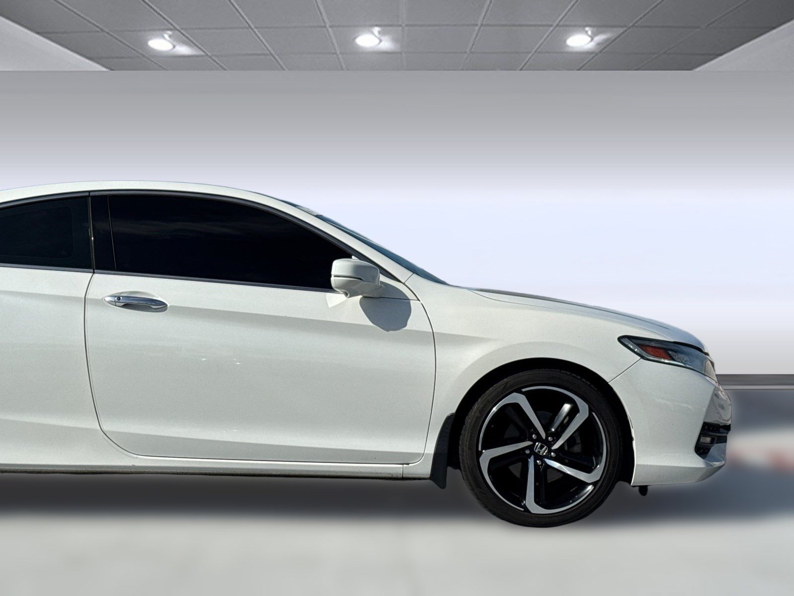 Used 2016 Honda Accord Touring image 33