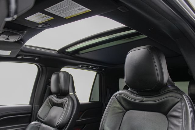 Used 2021 Lincoln Navigator L Reserve AWD/4WD image 17