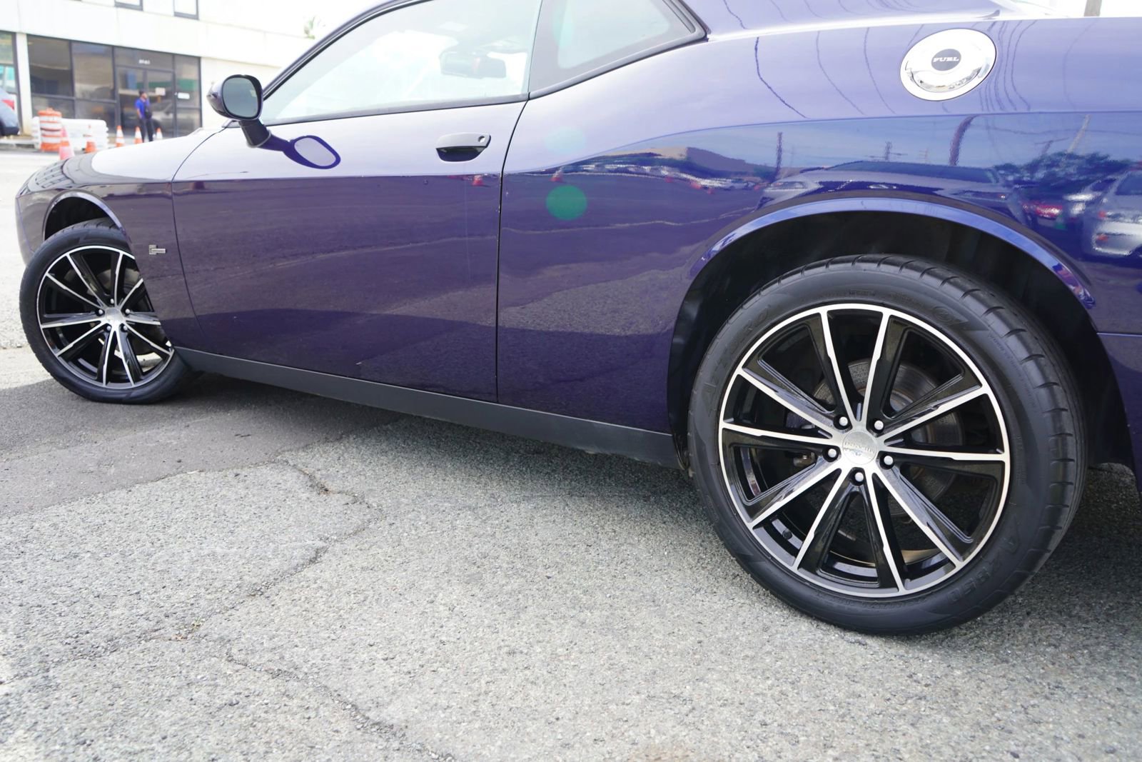 Used 2015 Dodge Challenger SXT Plus image 6