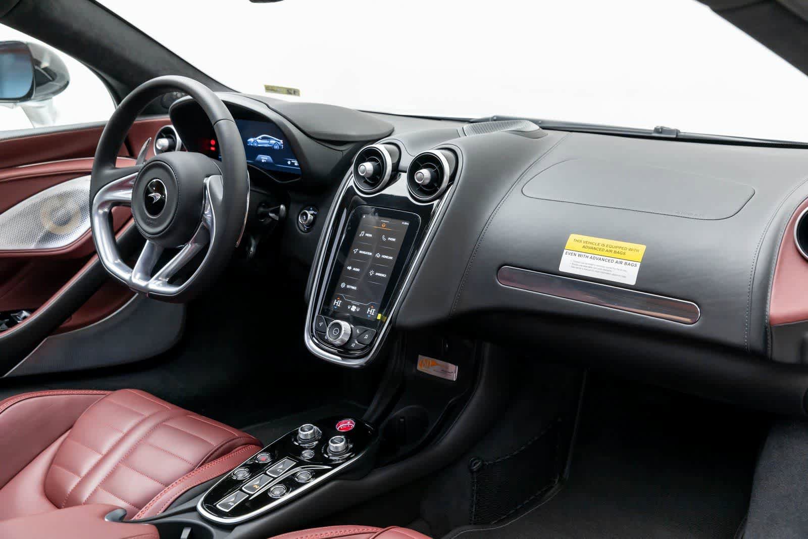Used 2025 McLaren GTS RWD image 40