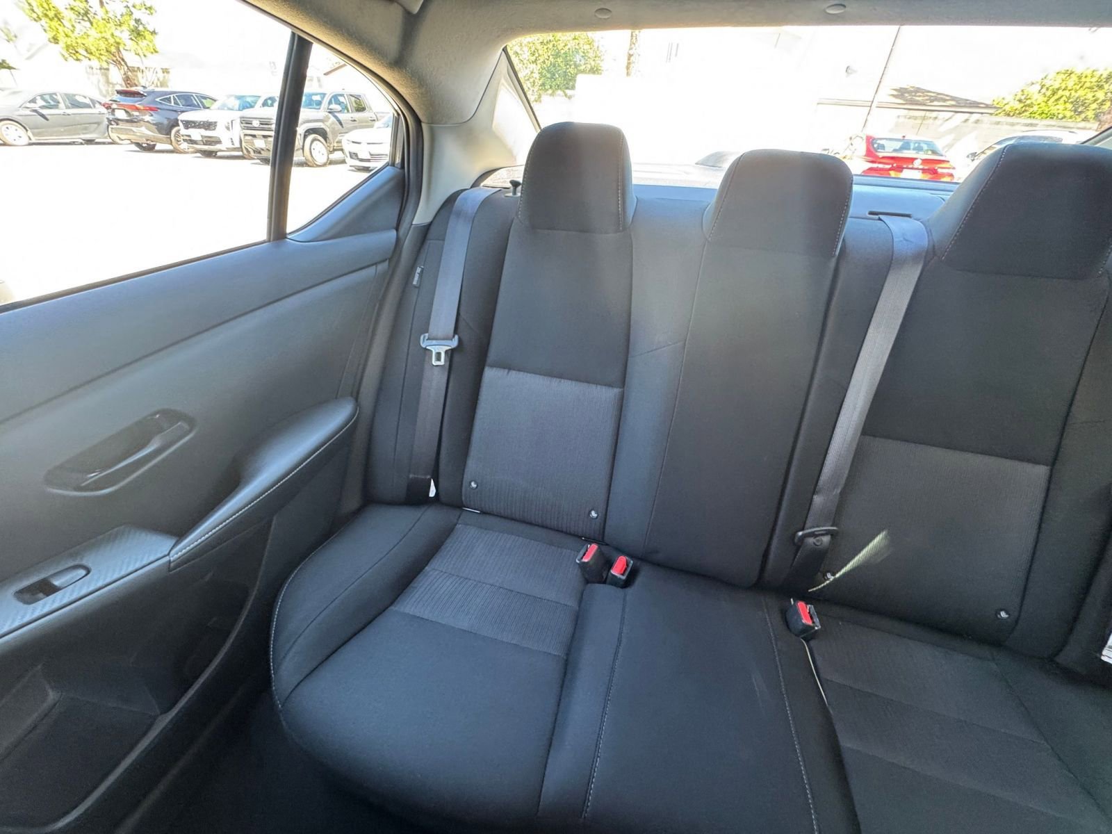 Used 2025 Nissan Sentra SV FWD image 38