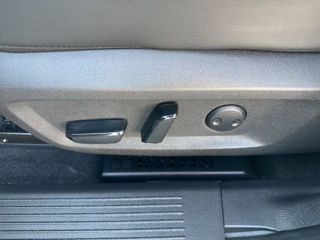 Used 2024 Nissan Rogue Platinum w/ Platinum Premium Package image 14