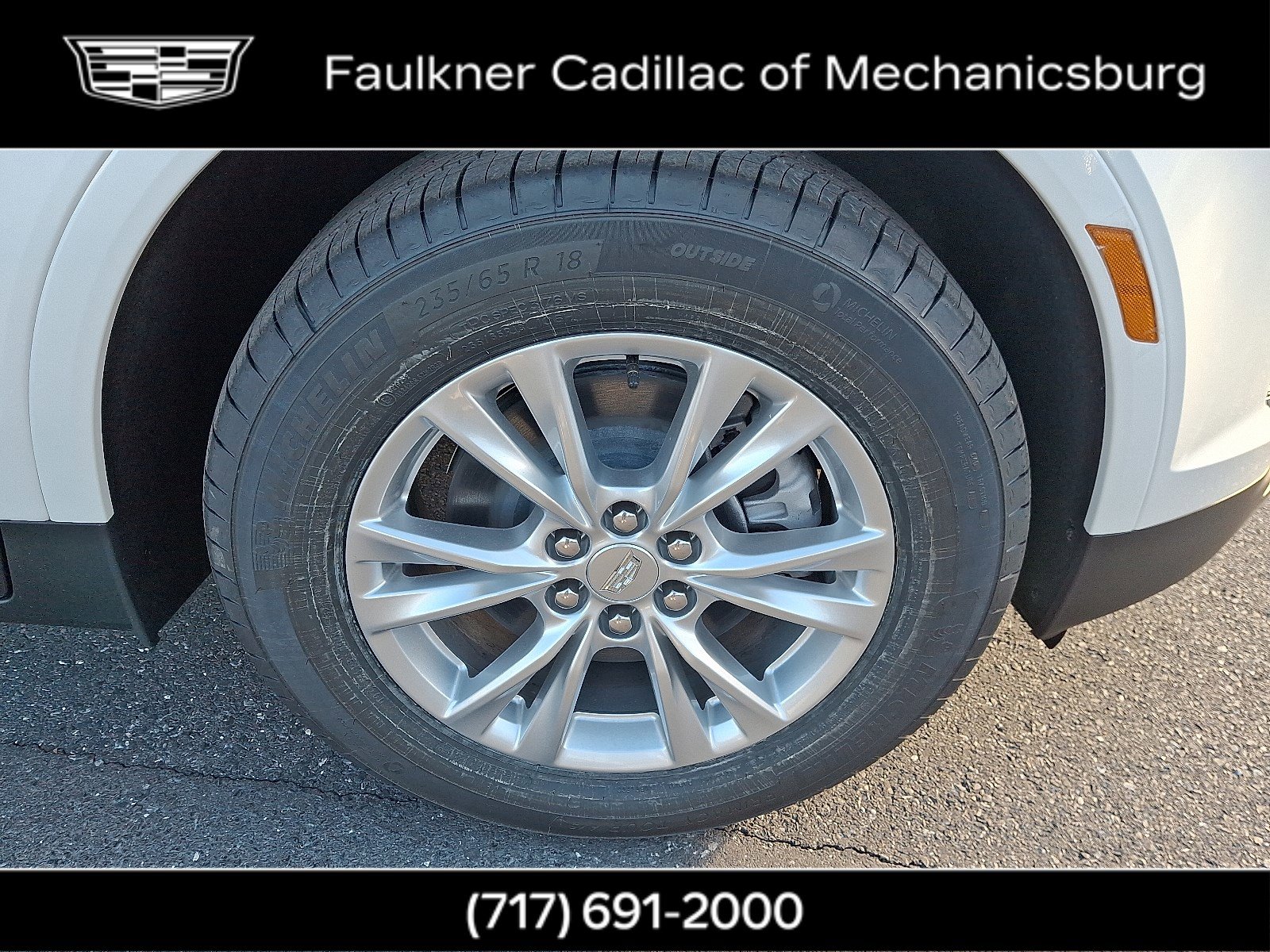 New 2026 Cadillac XT5 Luxury image 9