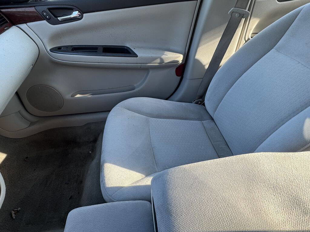 Used 2006 Chevrolet Impala LT image 12