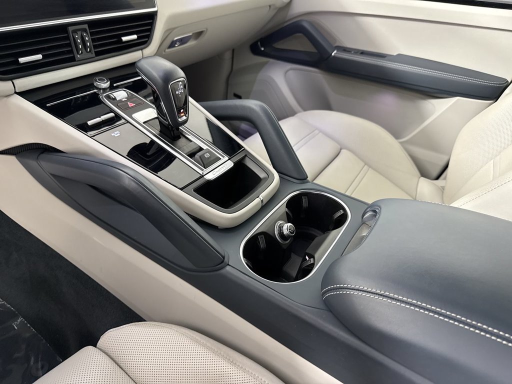 Certified 2023 Porsche Cayenne S Platinum AWD/4WD image 31