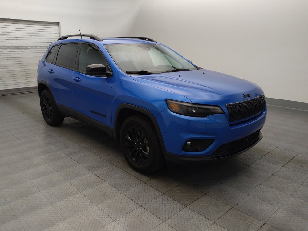 Used 2023 Jeep Cherokee Altitude Lux image 13
