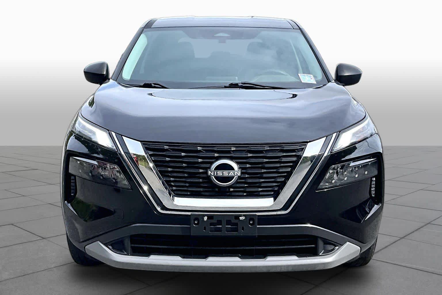 Used 2023 Nissan Rogue S AWD/4WD image 4