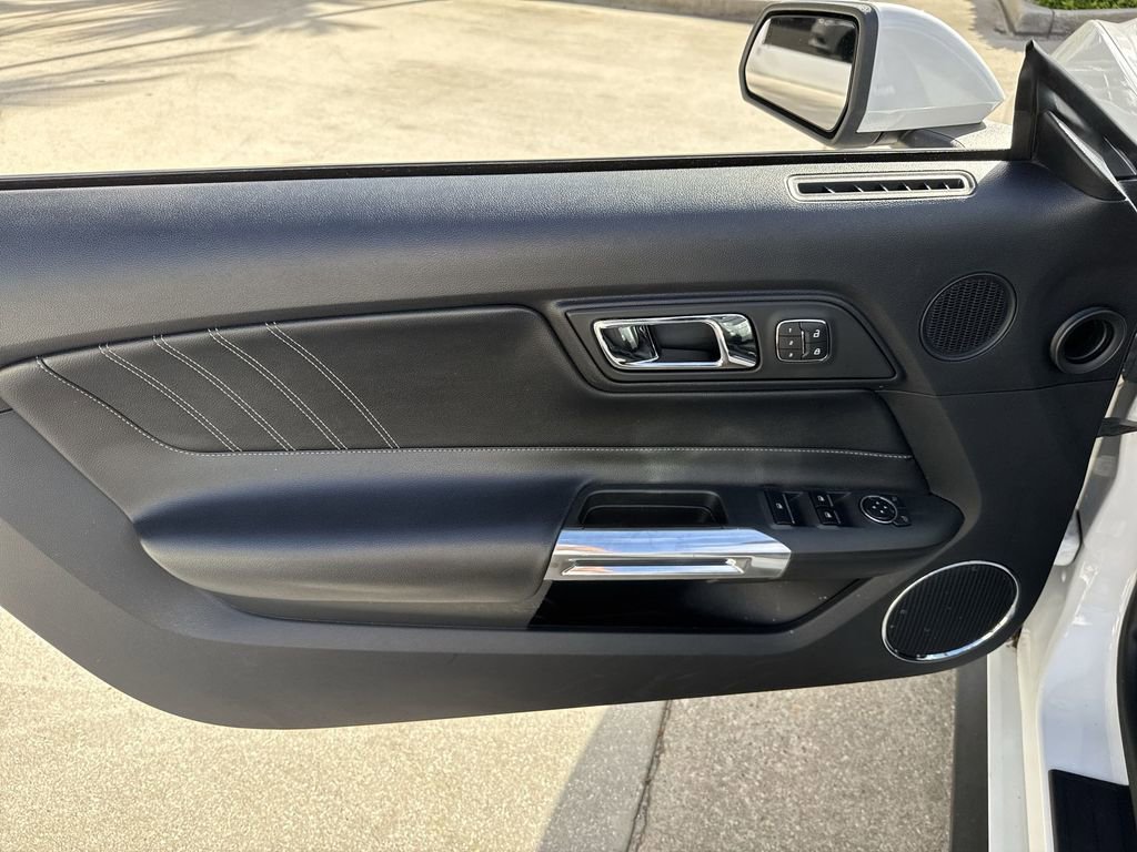 Used 2016 Ford Mustang Premium w/ Equipment Group 201A RWD image 39