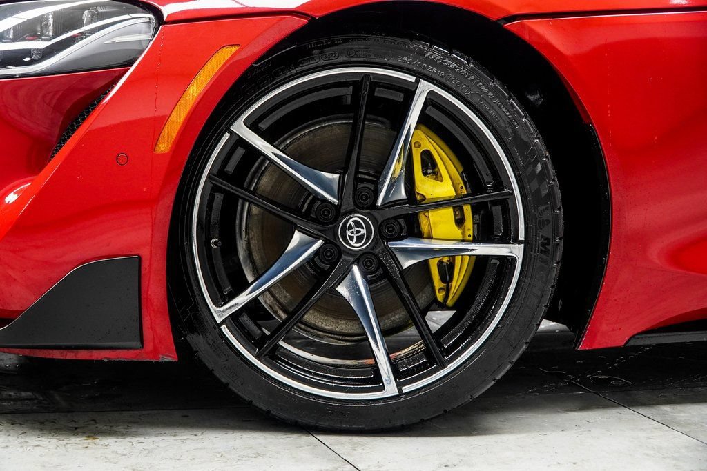 Used 2021 Toyota Supra w/ Safety & Technology Package RWD image 6