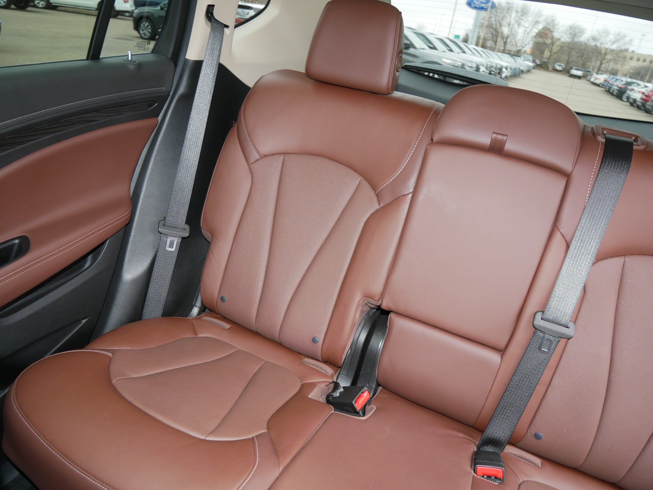 Used 2018 Buick Envision Premium w/ Driver Confidence Package image 12