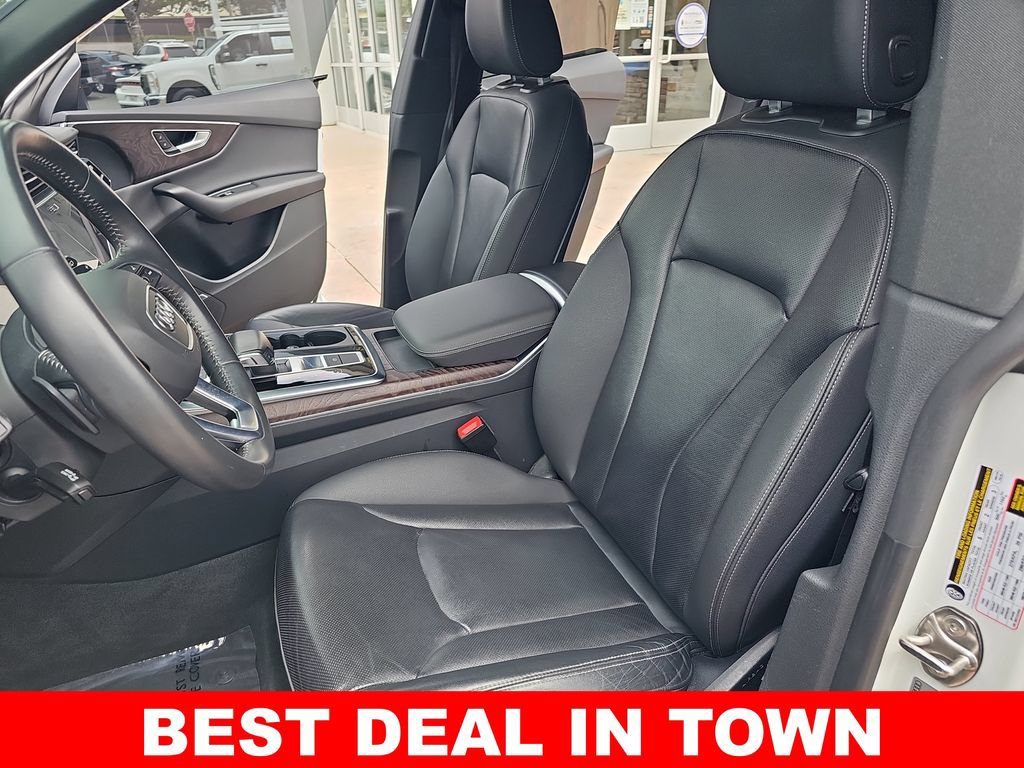 Used 2019 Audi Q8 Premium Plus w/ Premium Plus AWD/4WD image 15