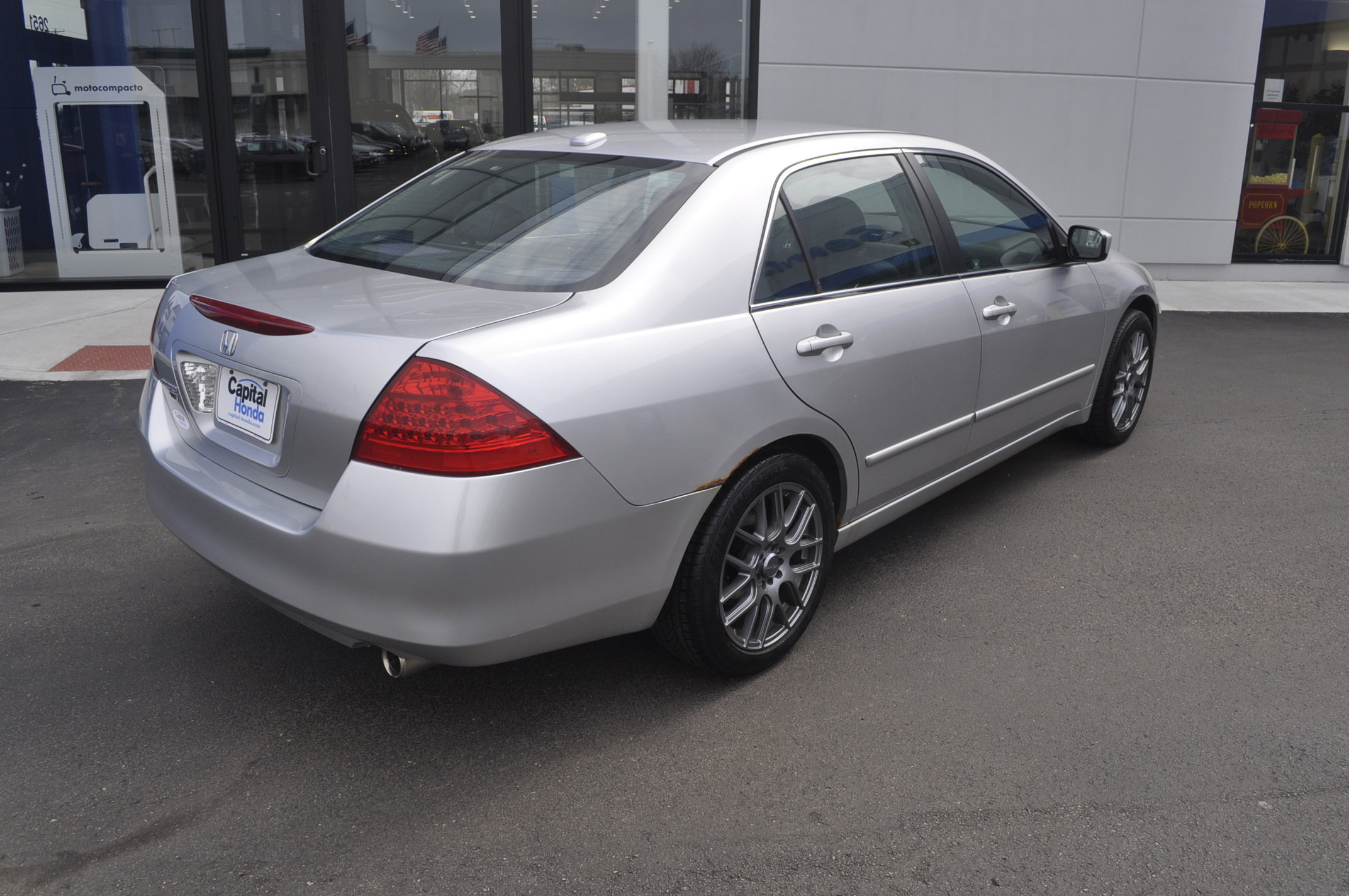 Used 2007 Honda Accord EX-L image 7