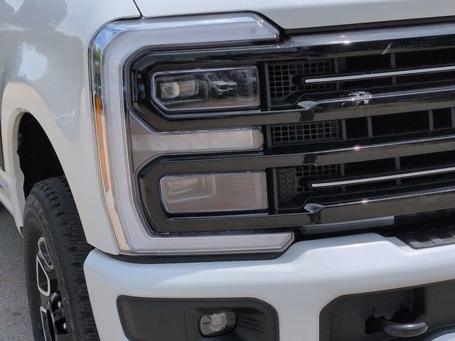 New 2026 Ford F250 Platinum AWD/4WD image 9