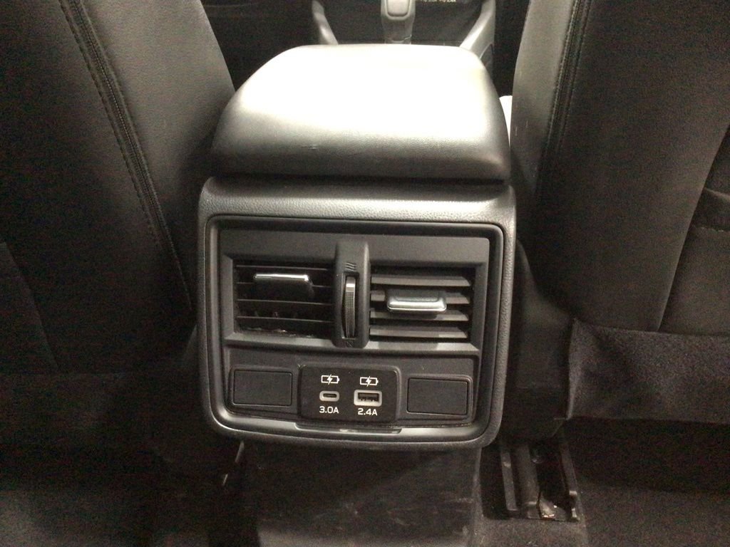 Used 2024 Subaru Ascent Premium w/ Convenience Package AWD/4WD image 26