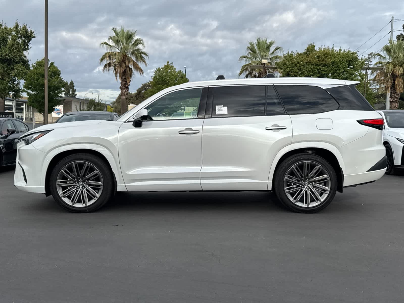 New 2026 Lexus TX 350 AWD image 9