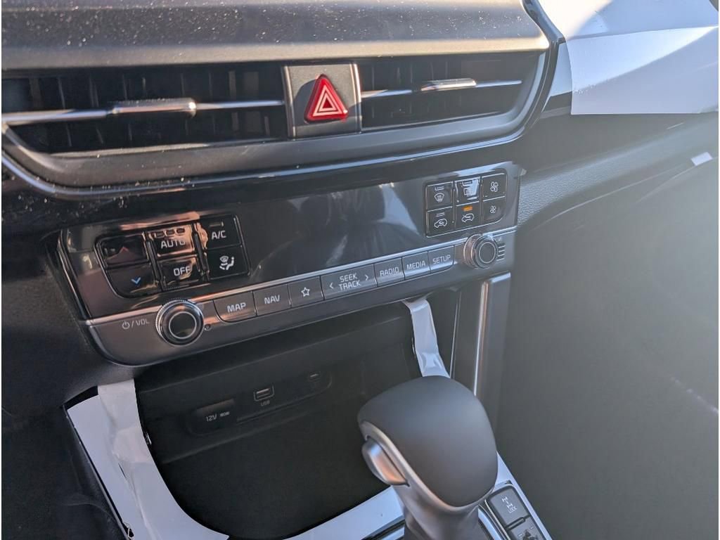 New 2026 Kia Seltos S image 22