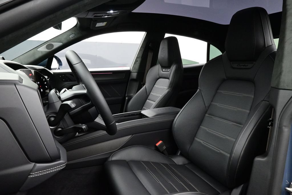 New 2026 Porsche Cayenne Turbo AWD/4WD image 5