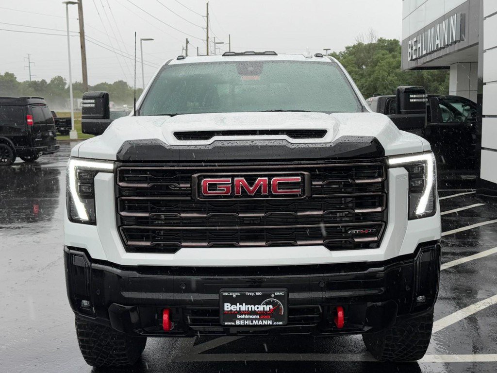 Used 2026 GMC Sierra 2500 AT4X AWD/4WD image 12