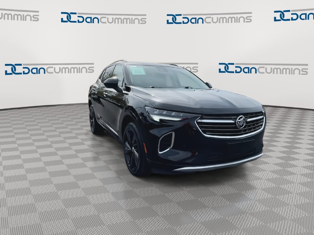 Used 2022 Buick Envision Essence w/ Sport Touring Package FWD image 2