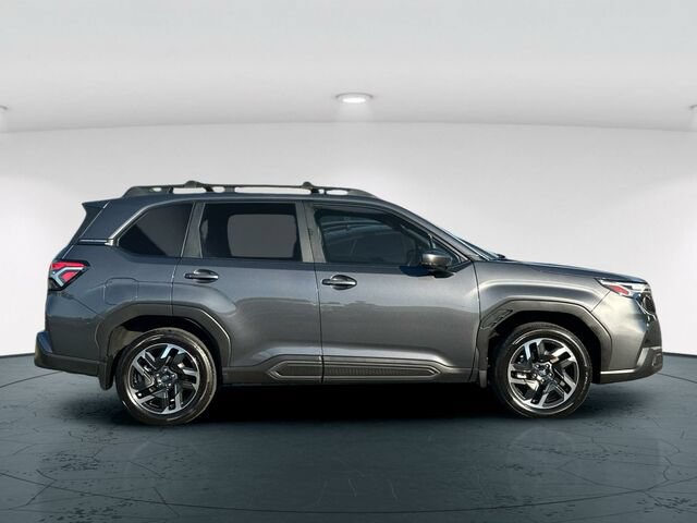 Used 2025 Subaru Forester Limited w/ Popular Package #2 AWD/4WD image 7