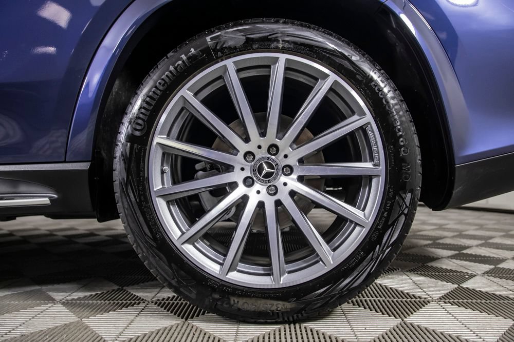 Used 2026 Mercedes-Benz GLS 580 4MATIC image 44