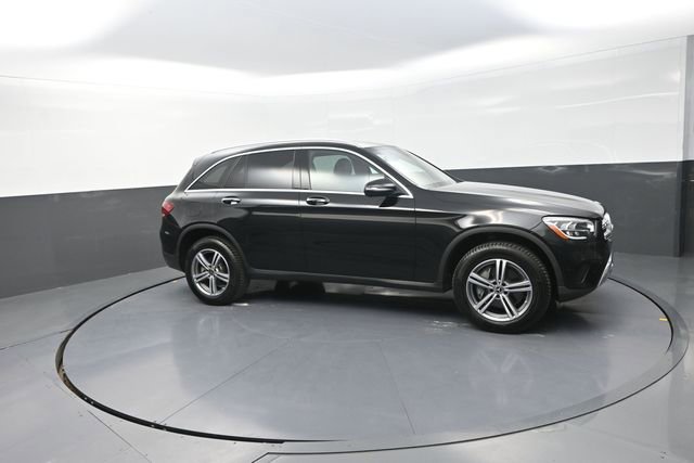 Used 2021 Mercedes-Benz GLC 300 4MATIC image 29