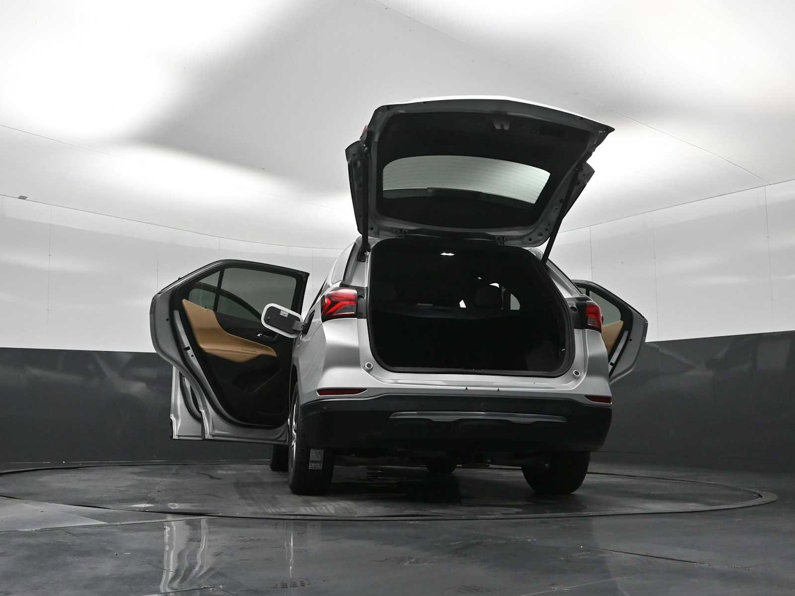 Used 2022 Chevrolet Equinox Premier AWD/4WD image 39