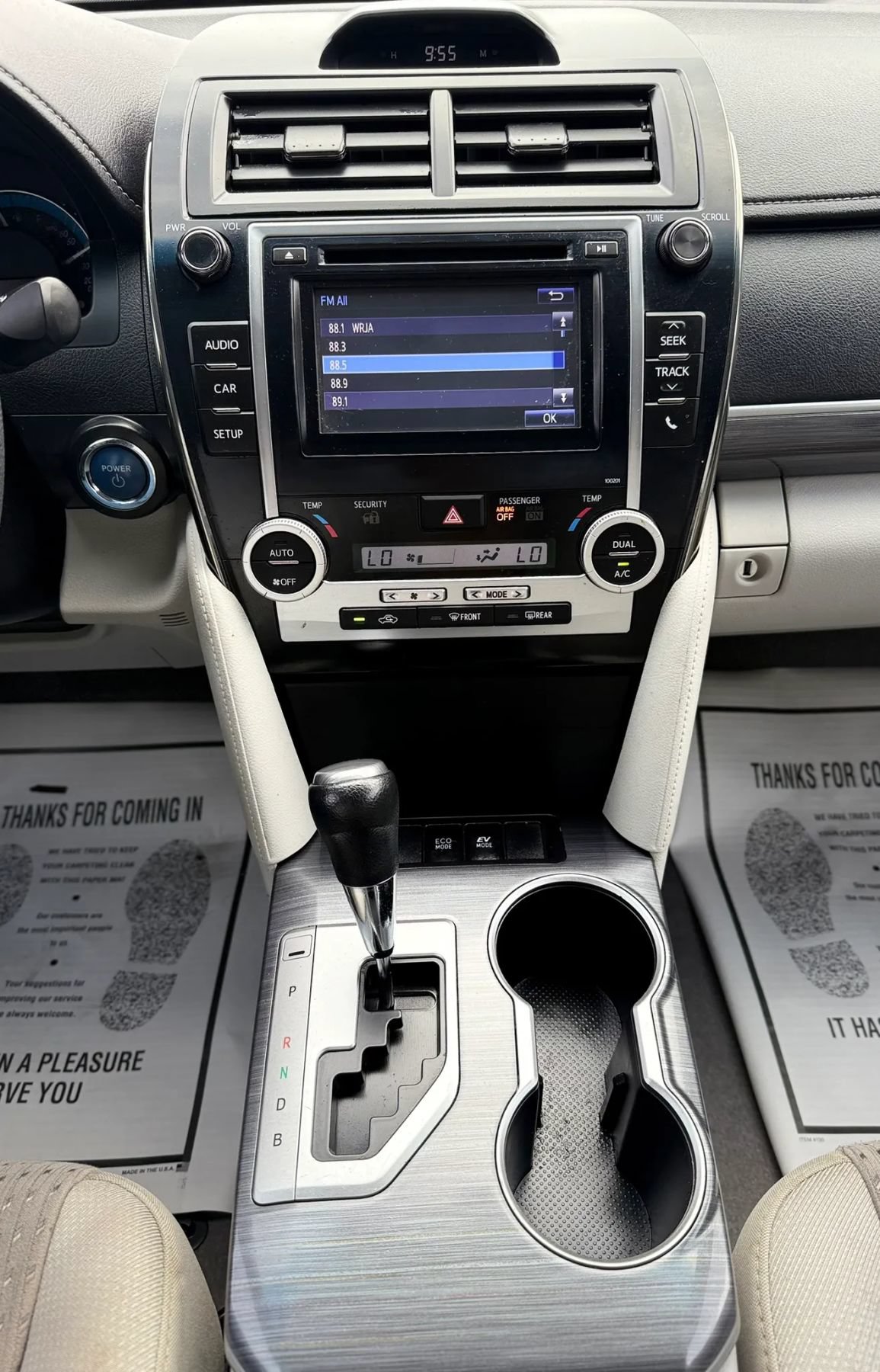 Used 2014 Toyota Camry LE FWD image 20