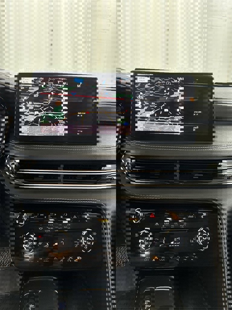 Used 2023 INFINITI QX60 Luxe image 26