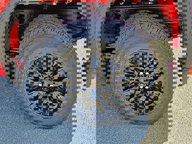 New 2026 GMC Sierra 1500 Elevation image 9