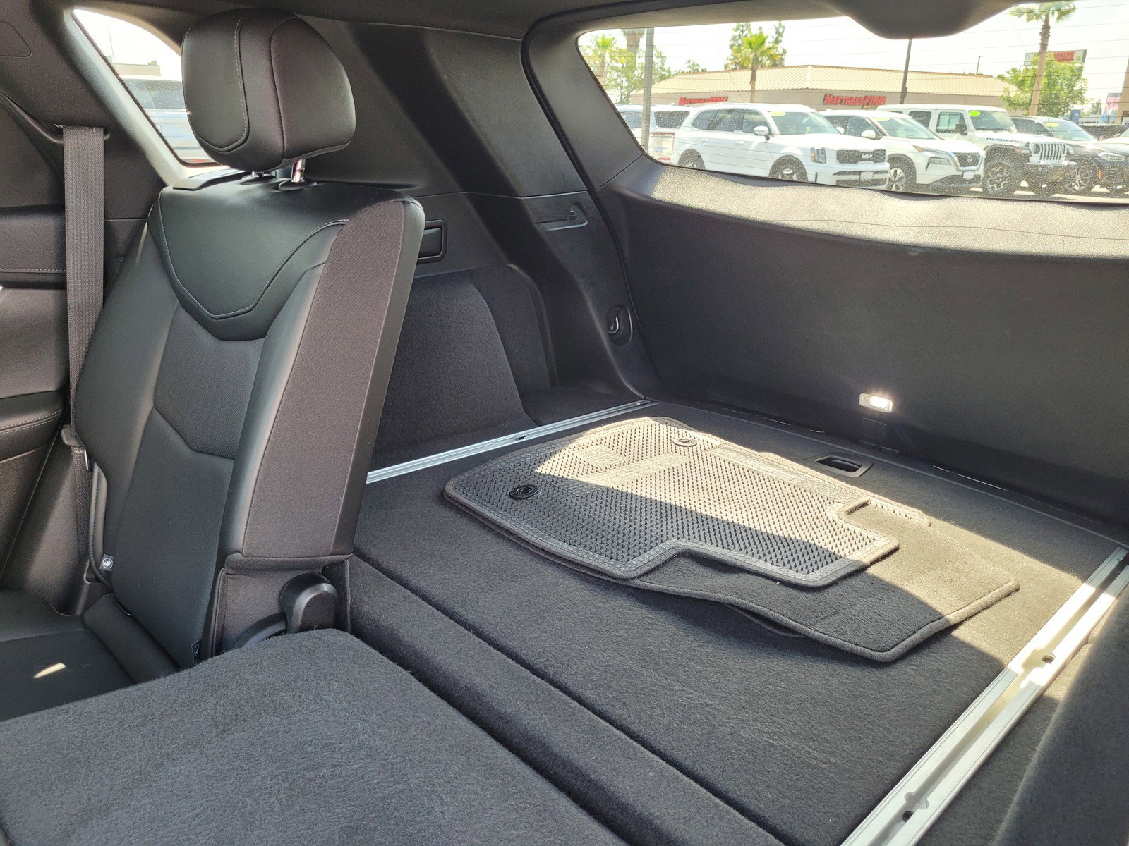 Used 2022 Cadillac XT5 Premium Luxury FWD image 12