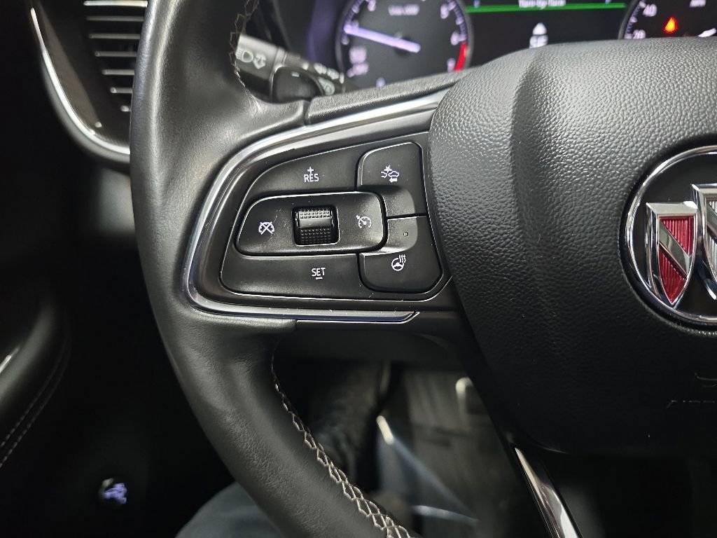 Used 2022 Buick Envision Essence w/ Sport Touring Package AWD/4WD image 20