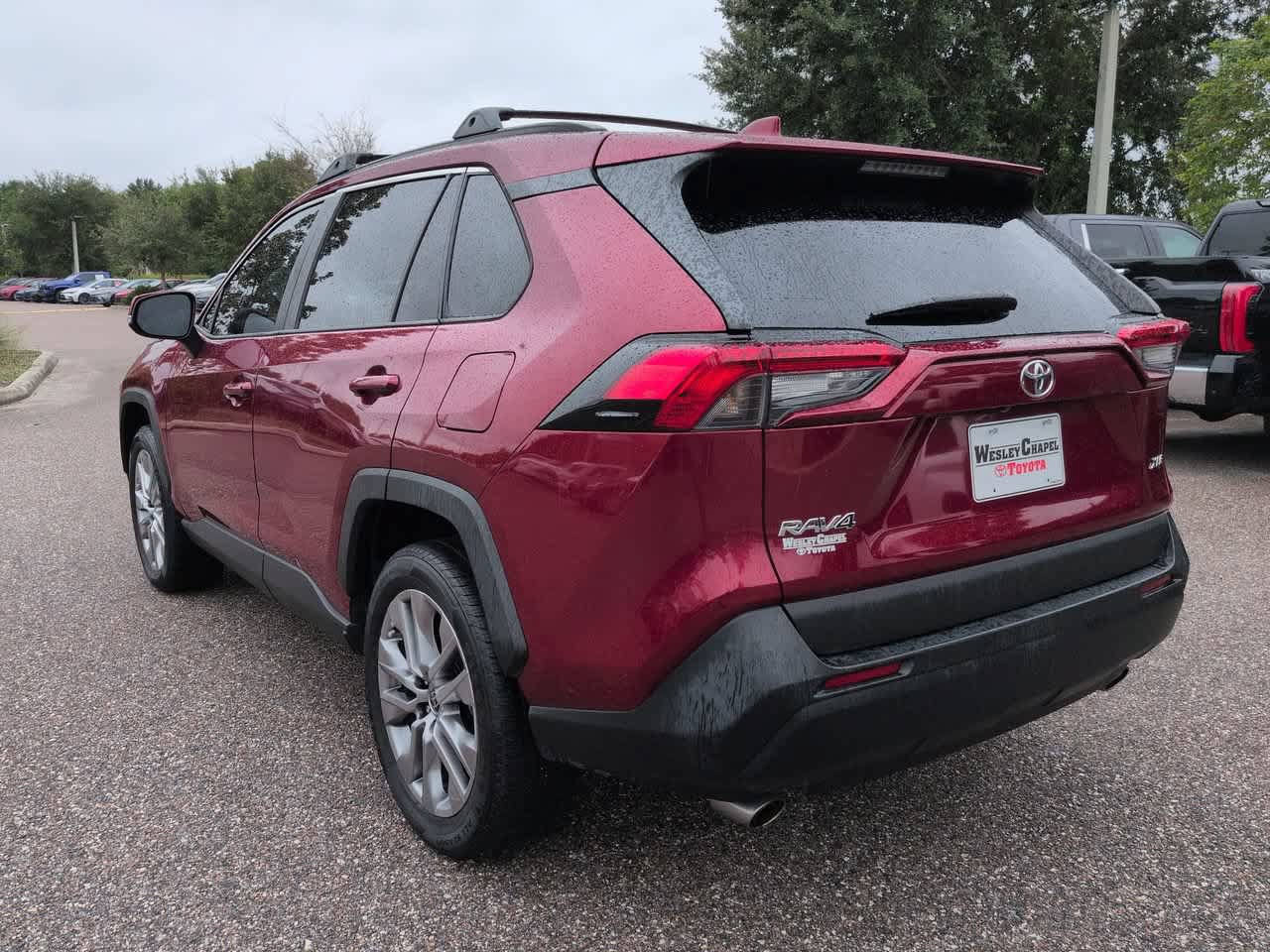 Certified 2021 Toyota RAV4 XLE Premium FWD image 4
