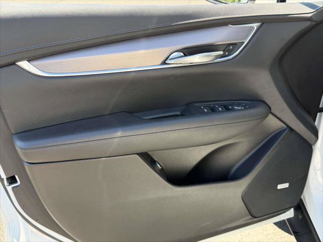 Used 2022 Cadillac XT5 Luxury AWD/4WD image 18