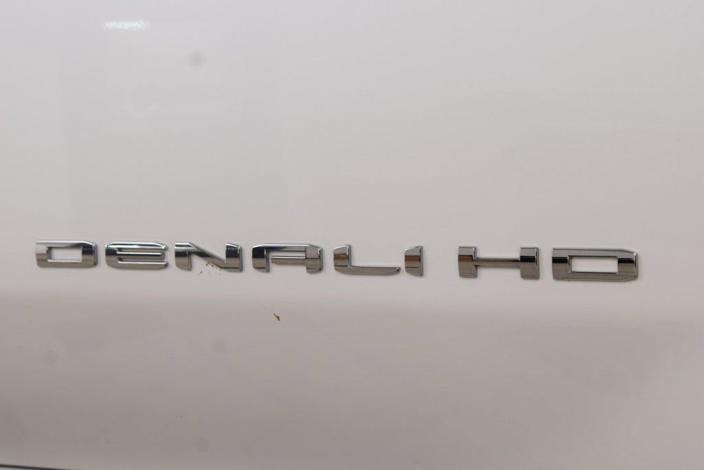 Used 2024 GMC Sierra 2500 Denali Ultimate image 18