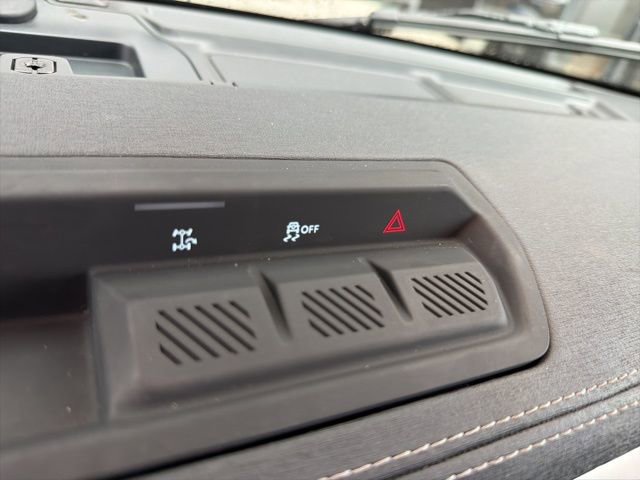 Used 2025 Ford Bronco Outer Banks image 15