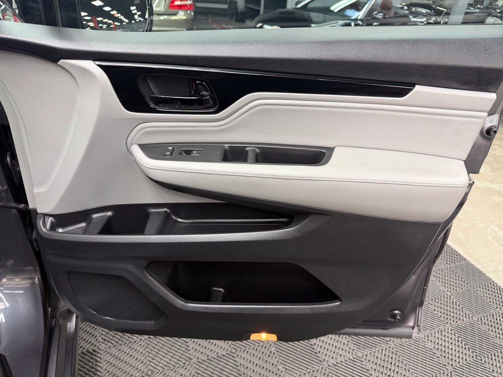 Used 2018 Honda Odyssey Elite image 51