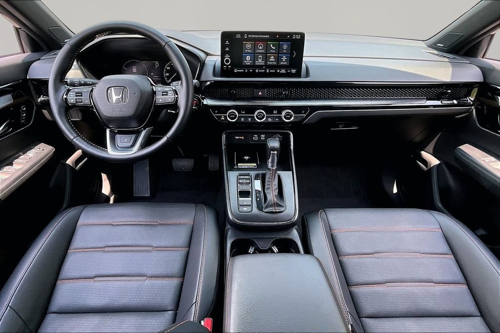 Used 2025 Honda CR-V Sport Touring image 8