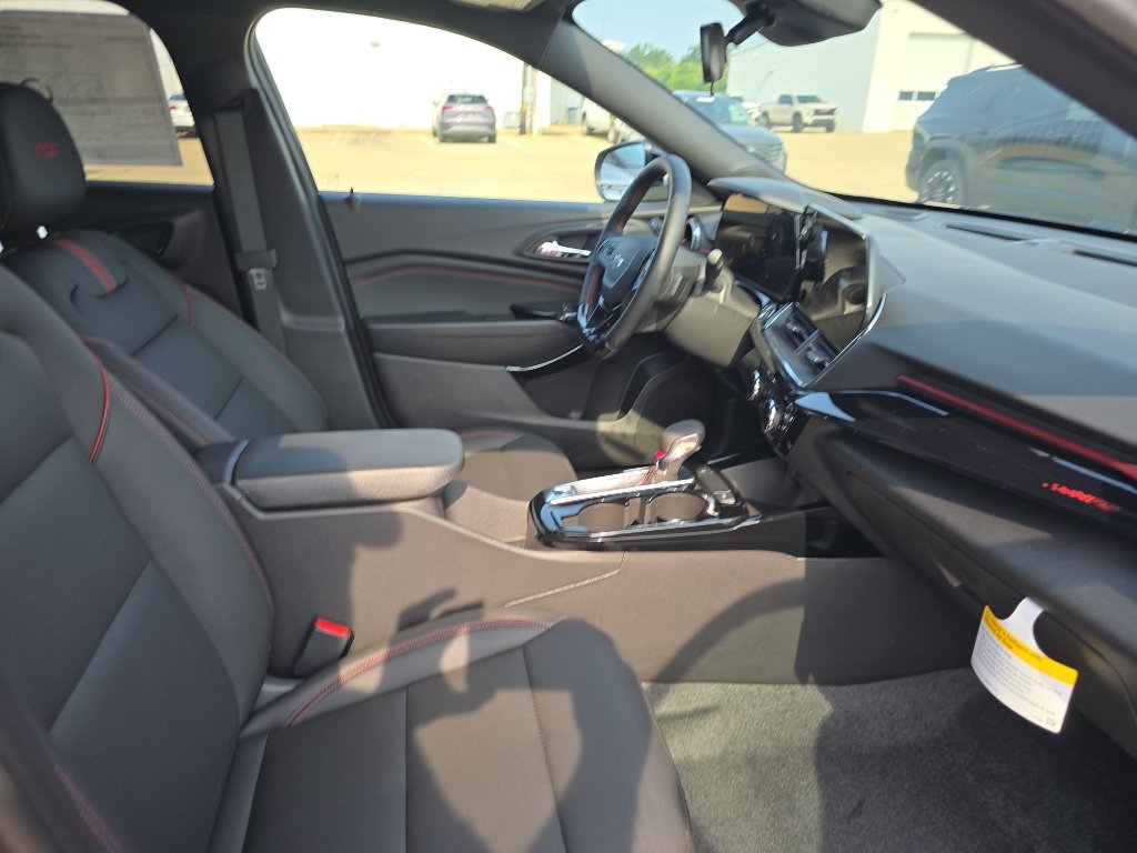 New 2026 Chevrolet Trax RS w/ Driver Confidence Package FWD image 17