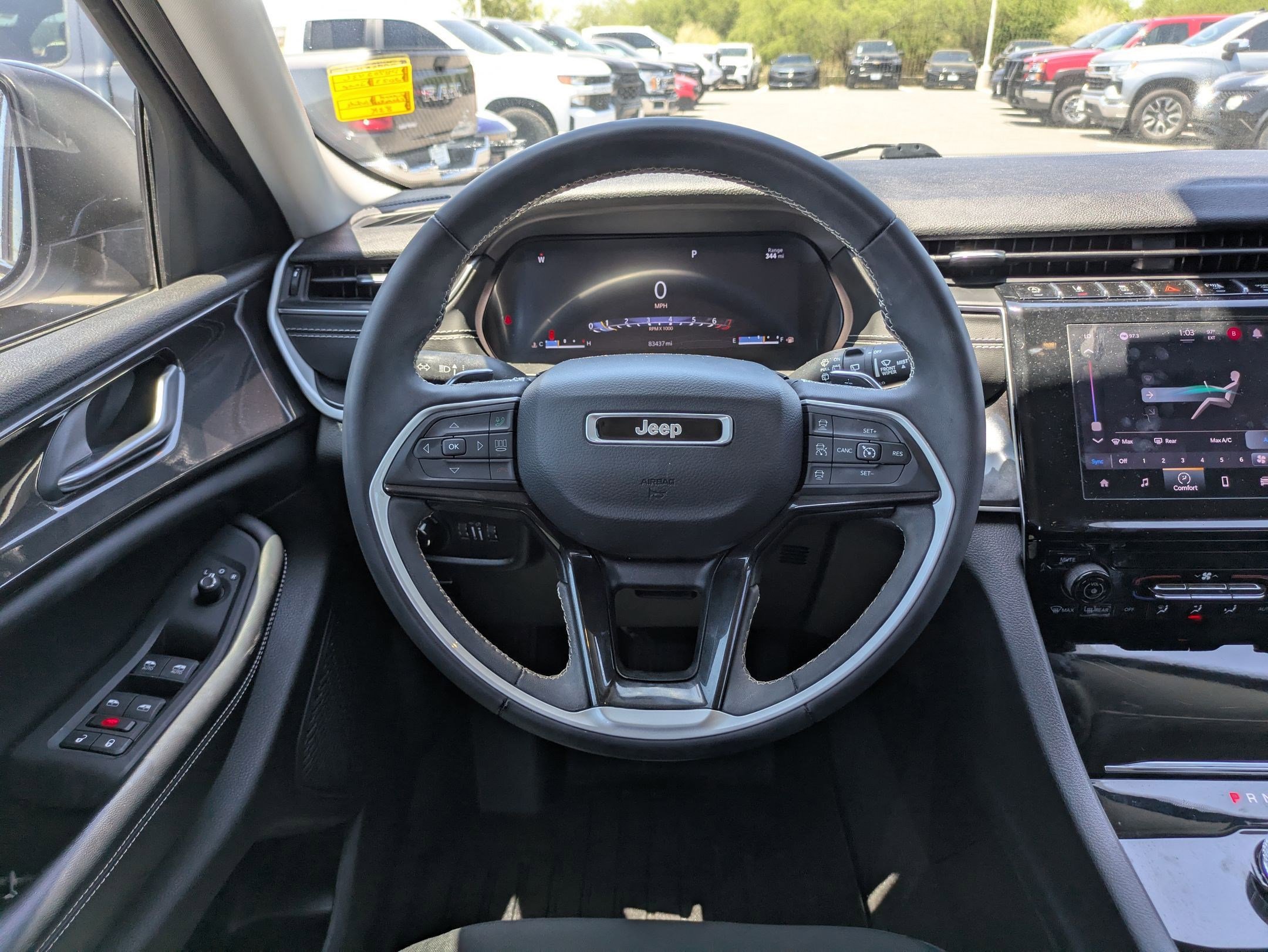 Used 2023 Jeep Grand Cherokee Laredo image 19