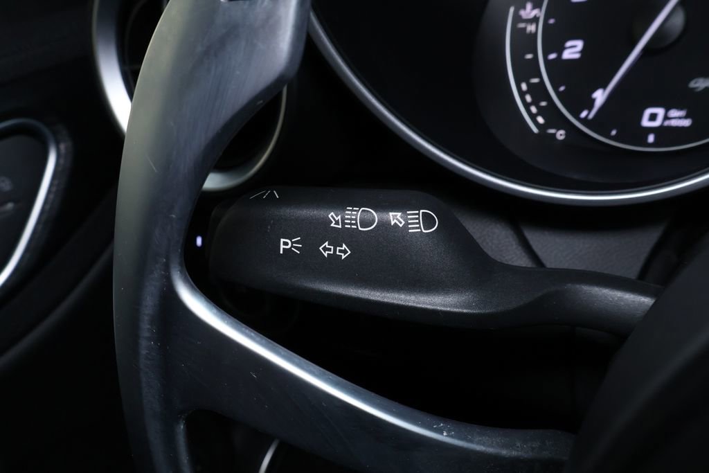 Used 2023 Alfa Romeo Giulia Sprint image 26